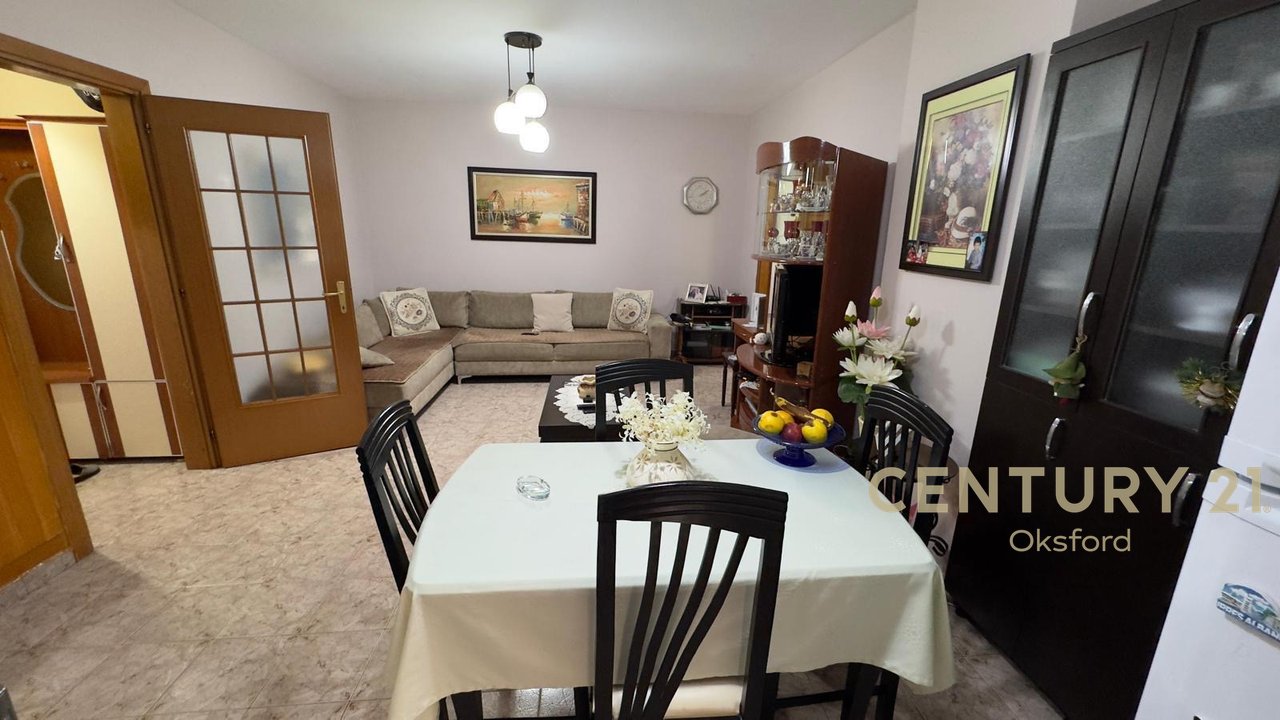 Appartamento 1+1 in affitto, in "Rruga e Bogdaneve"!