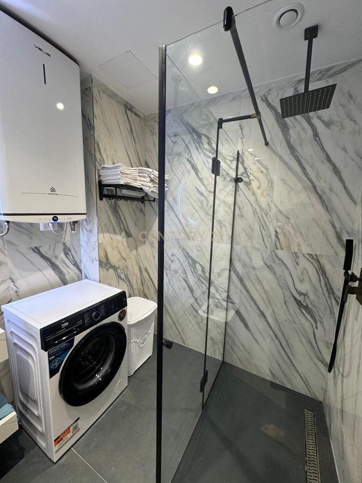 SHESIM APARTAMENT 2+1+2+POST PARKIMI NE VLORE !