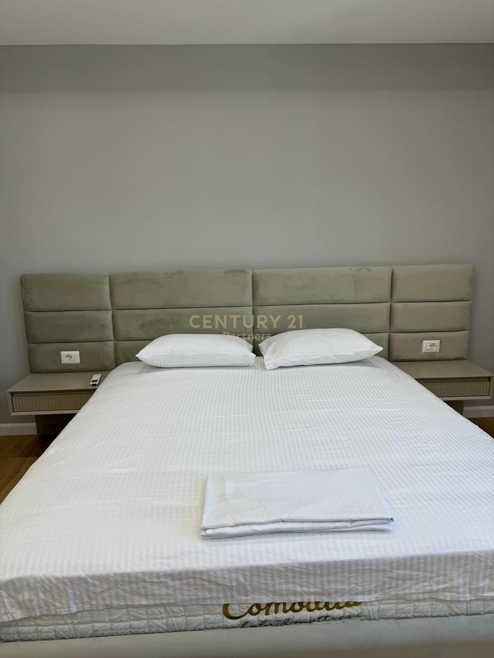 SHESIM APARTAMENT 2+1+2+POST PARKIMI NE VLORE !
