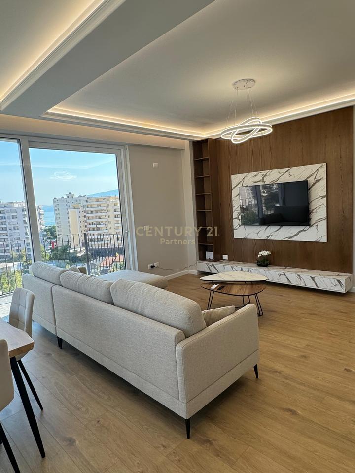 SHESIM APARTAMENT 2+1+2+POST PARKIMI NE VLORE !