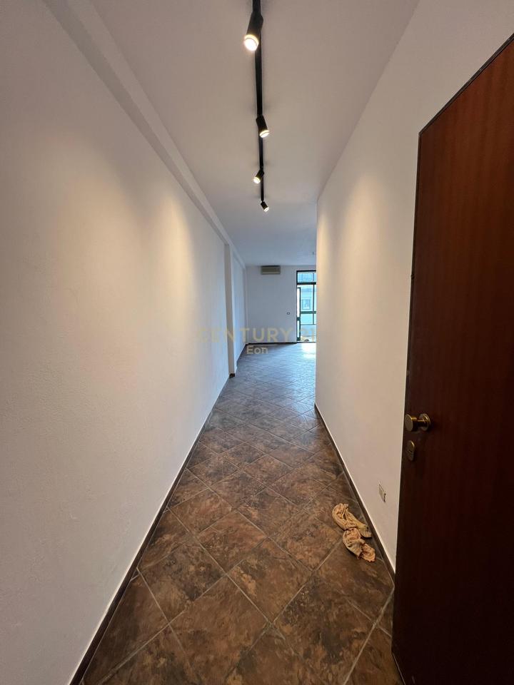 Apartament 1+1 në Shitje Me Pamje Deti në Plazh, Durrës !!!