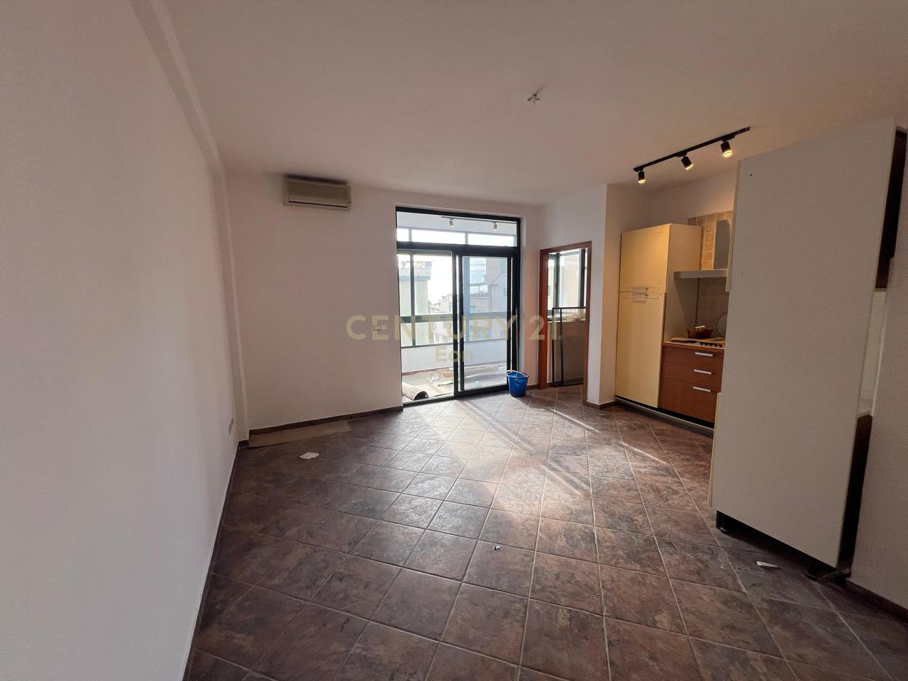 Apartament 1+1 në Shitje Me Pamje Deti në Plazh, Durrës !!!