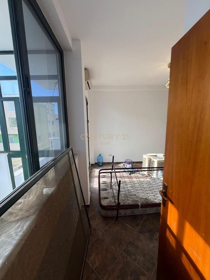 Apartament 1+1 në Shitje Me Pamje Deti në Plazh, Durrës !!!