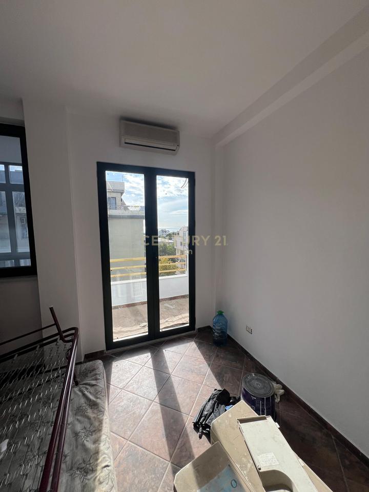 Apartament 1+1 në Shitje Me Pamje Deti në Plazh, Durrës !!!