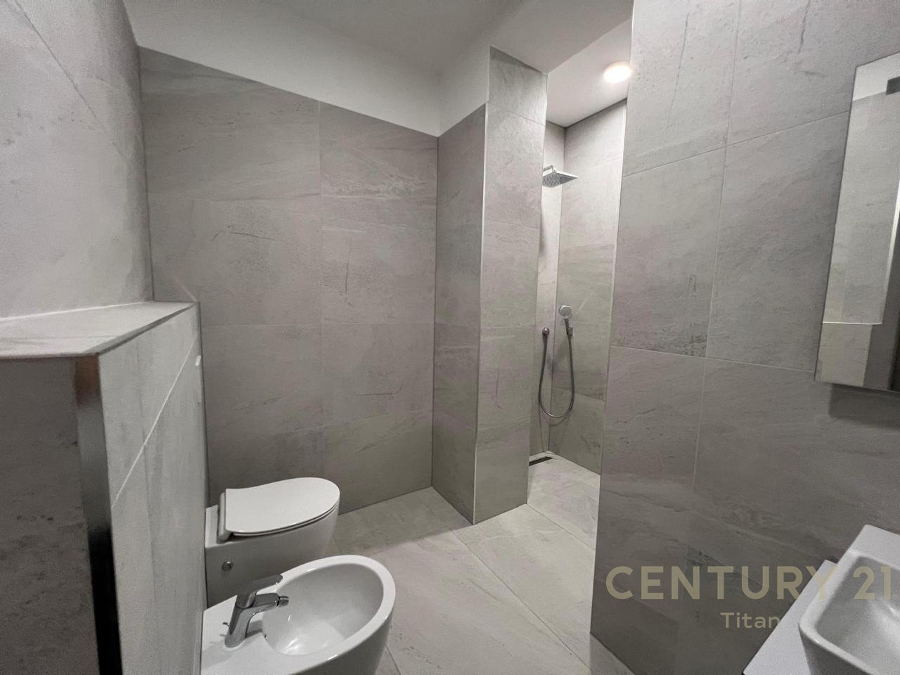 IN AFFITTO APPARTAMENTO 2+1 CON VERANDA AL FOREST RESIDENCE, LAGO ASCIUTTO!