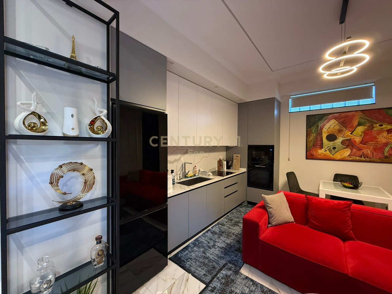 APARTMENT 1+1 FOR SALE, FULLY FURNISHED IN DETAIL NEAR DURRES MUSEUM!