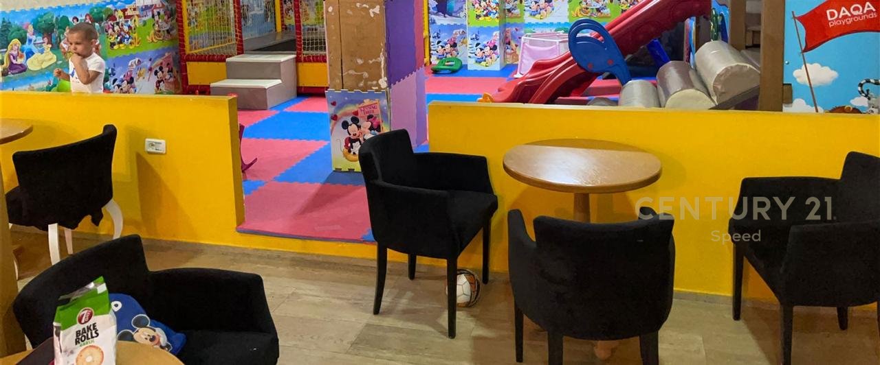Japim për shitje ambient komercial në zonën e Pazarit të Ri!!