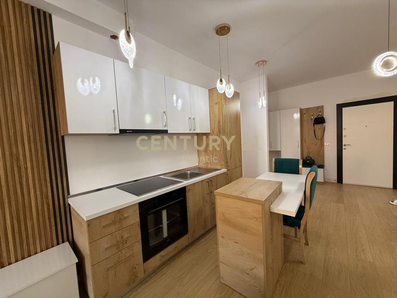 FOR SALE 2+1 APARTMENT IN PLAZH-ILIRIA!