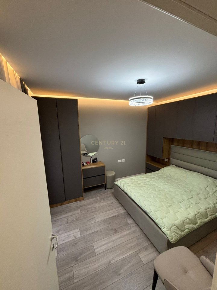 🏢 Appartamento 1+1 + posto auto in affitto
📍 Posizione: Univers City