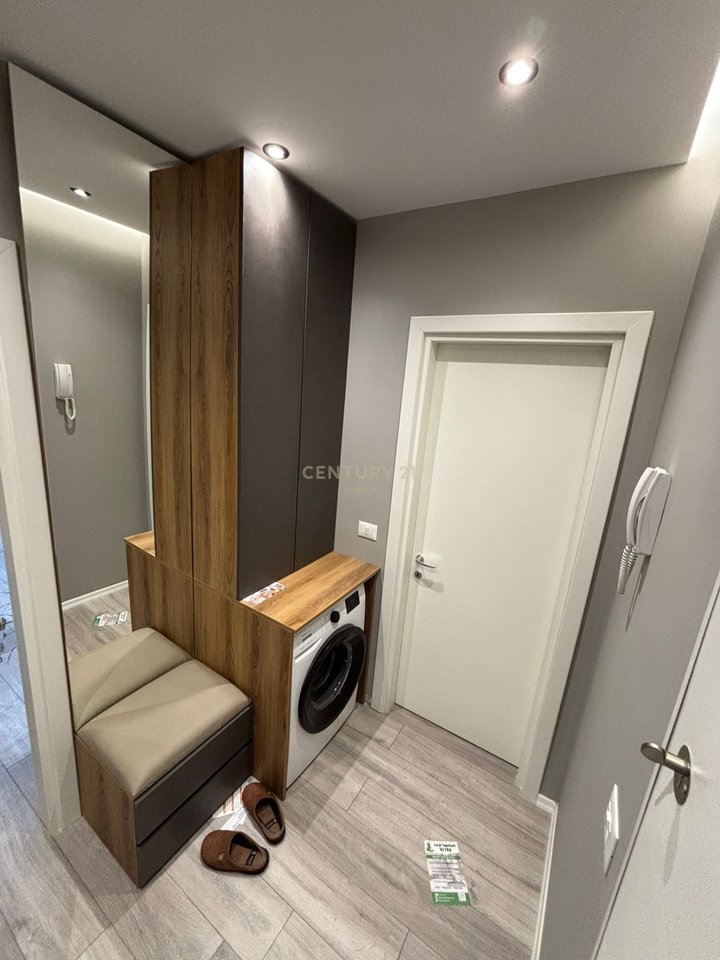 🏢 Appartamento 1+1 + posto auto in affitto
📍 Posizione: Univers City