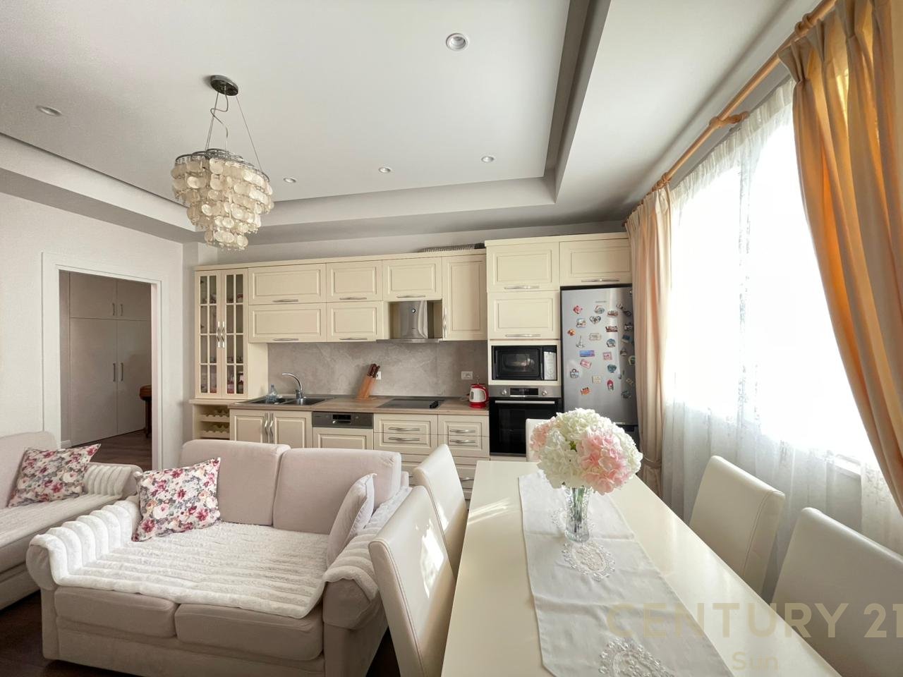 APARTAMENT 2+1 ME QIRA NE RRUGEN E DURRESIT!