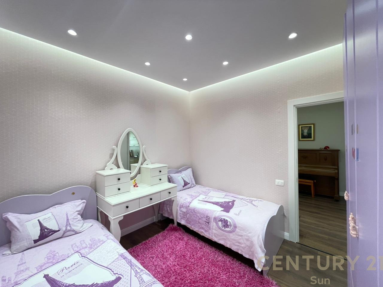 APARTAMENT 2+1 ME QIRA NE RRUGEN E DURRESIT!