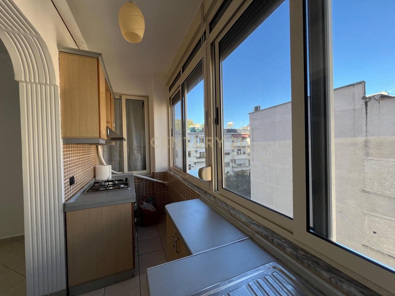 Apartament 1+1 Me Qira tek Gjykata,Durrës !