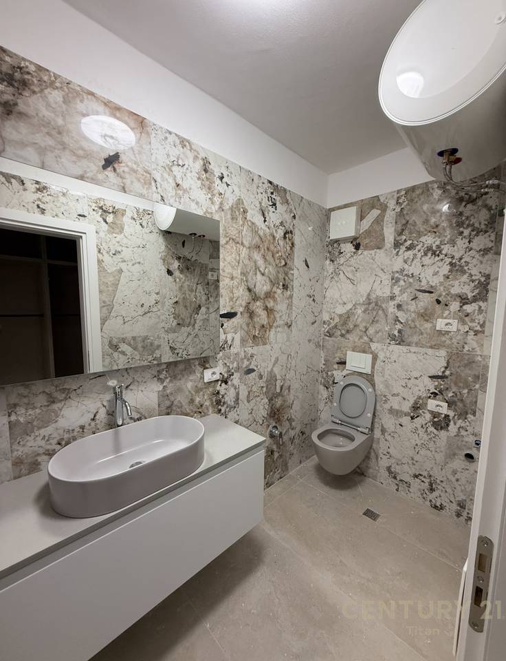 3+1+2 Apartment + Large Veranda at the Extension of Kodra e Diellit 2