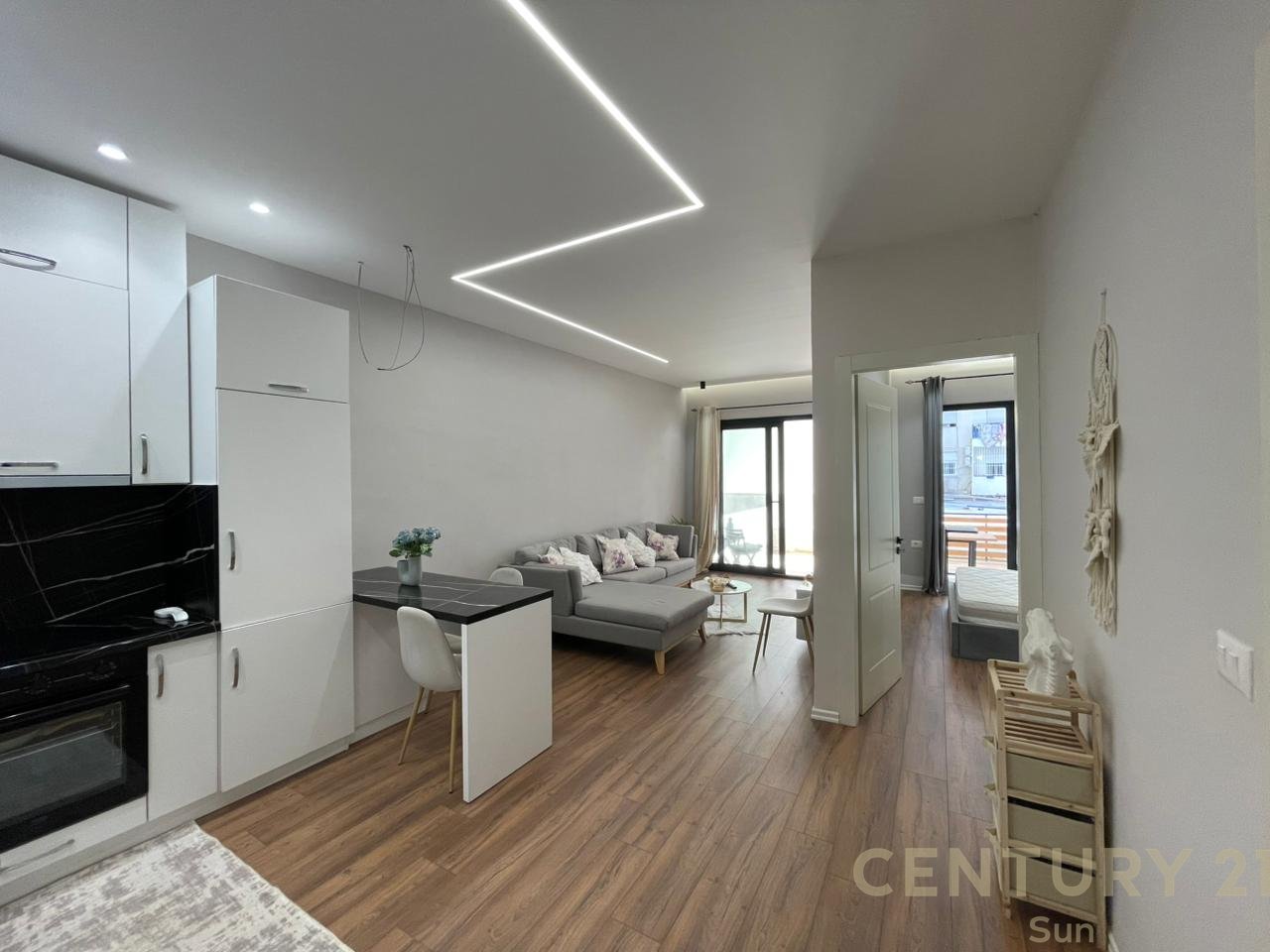 APARTAMENT 1+1 PER QIRA, BULEVARDI VLORE-SKELE!