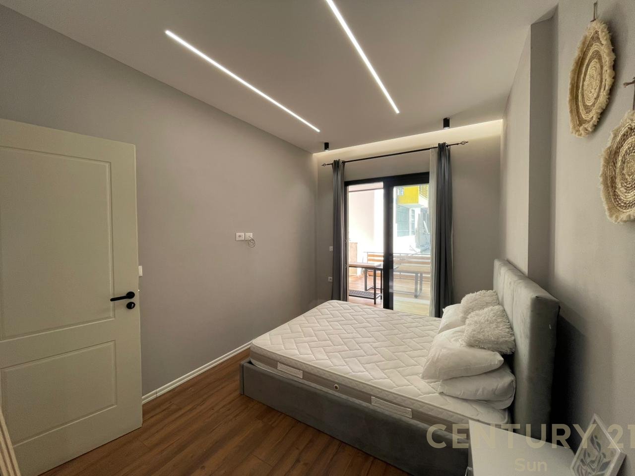 APARTAMENT 1+1 PER QIRA, BULEVARDI VLORE-SKELE!