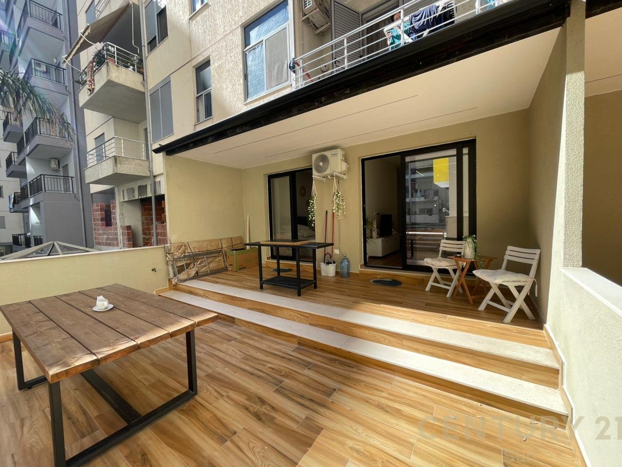 APARTAMENT 1+1 PER QIRA, BULEVARDI VLORE-SKELE!