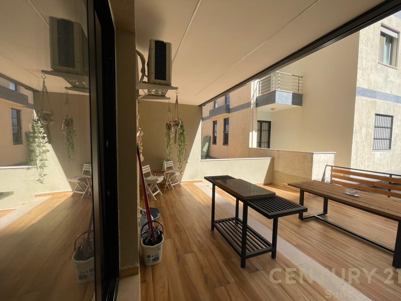 APARTAMENT 1+1 PER QIRA, BULEVARDI VLORE-SKELE!