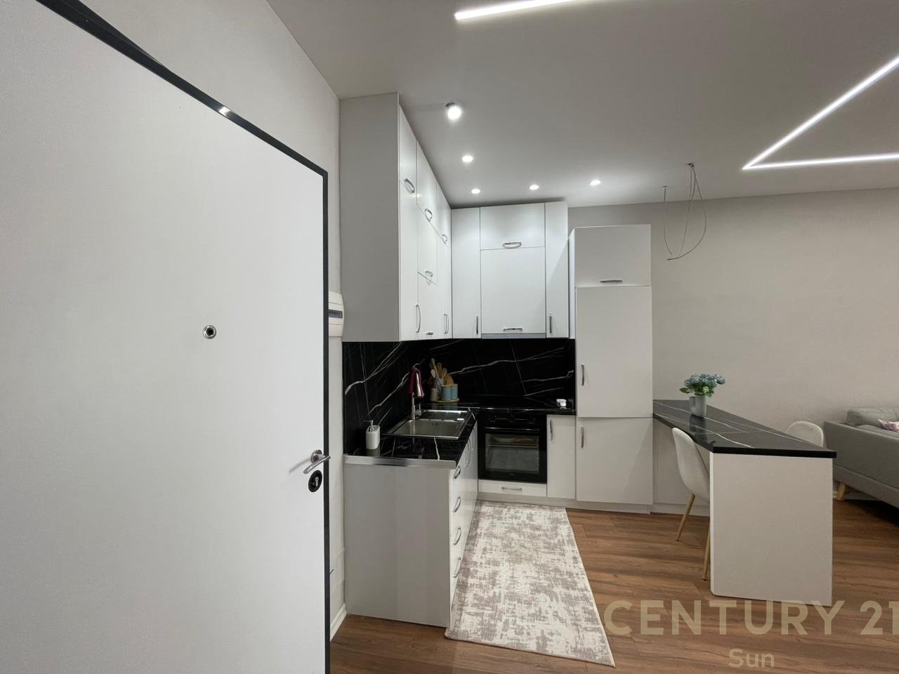 APARTAMENT 1+1 PER QIRA, BULEVARDI VLORE-SKELE!