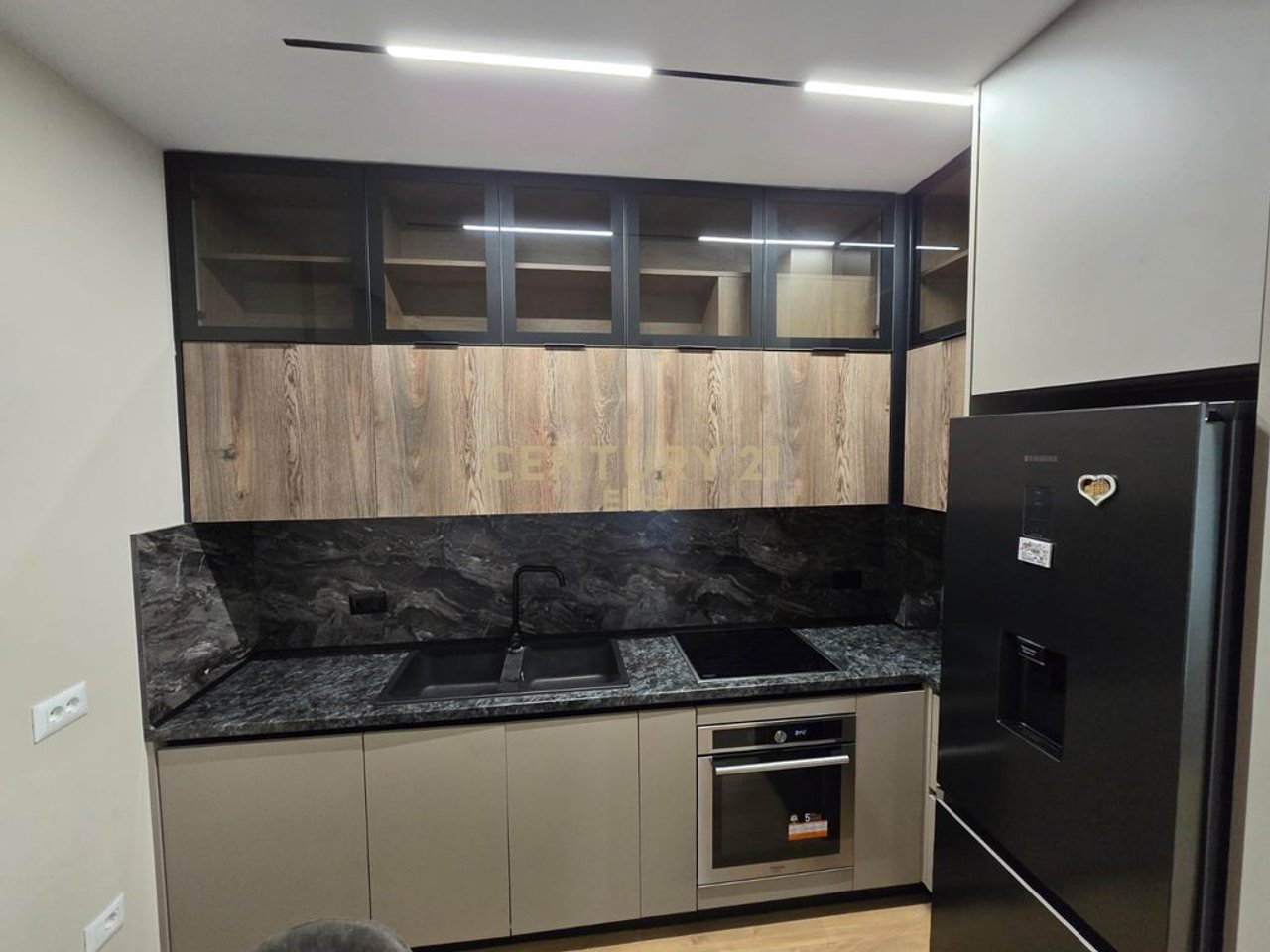 Qira, Apartment 1+1, New Boulevard