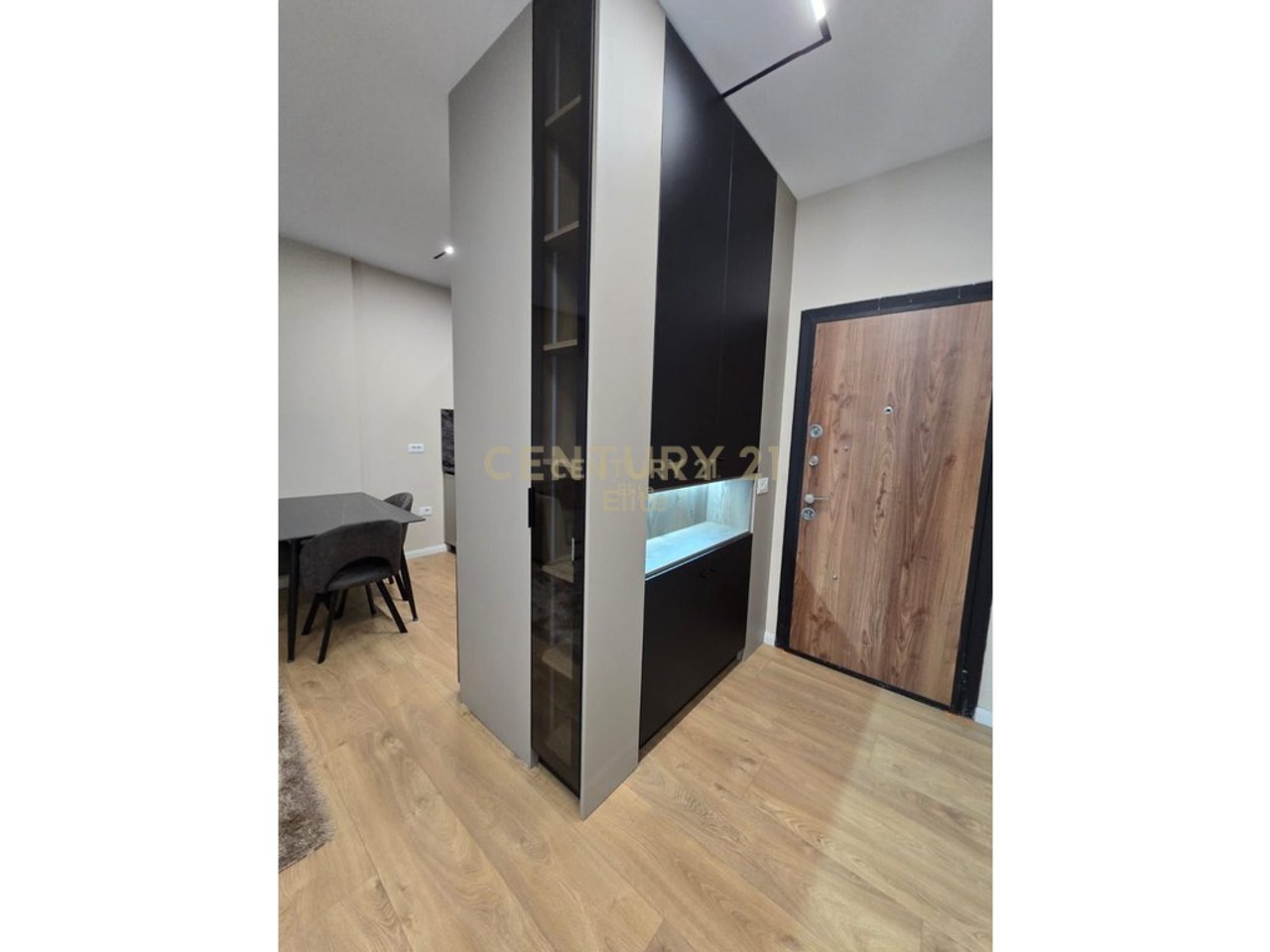 Qira, Apartment 1+1, New Boulevard