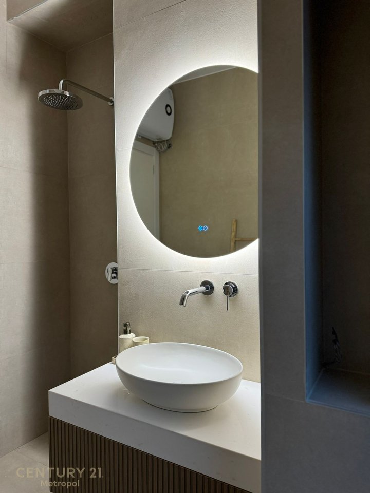 APARTAMENT MODERN 1+1 PER SHITJE, TIRANA GARDEN BUILDING!