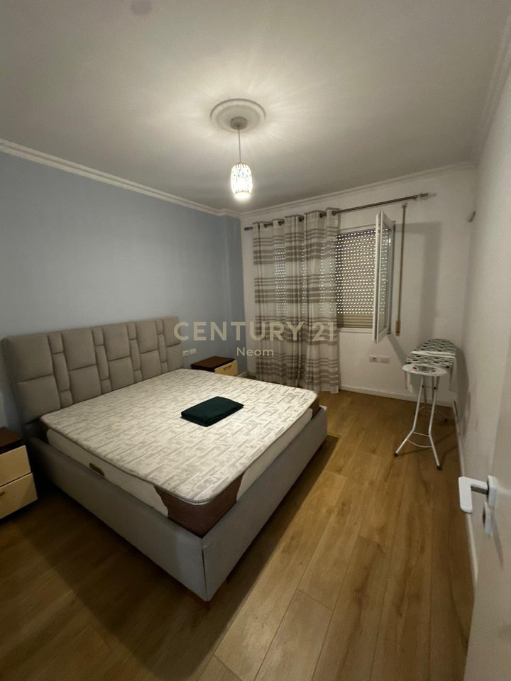 Appartamento di lusso in affitto 2+1+2+2 posti auto – vicino all'Hotel Radisson, Liqeni i Thatë