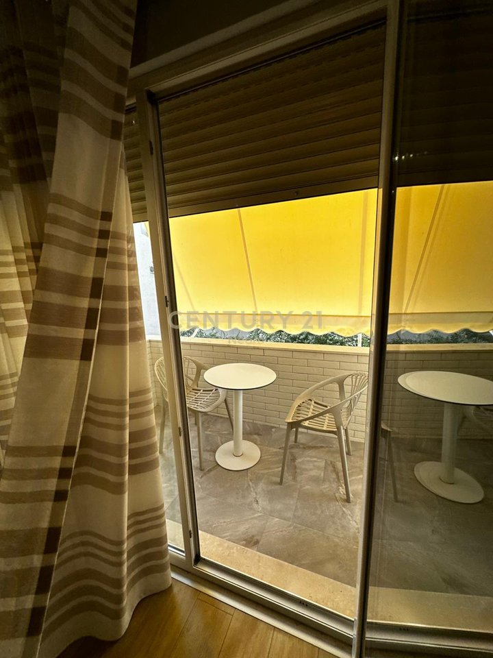 Appartamento di lusso in affitto 2+1+2+2 posti auto – vicino all'Hotel Radisson, Liqeni i Thatë