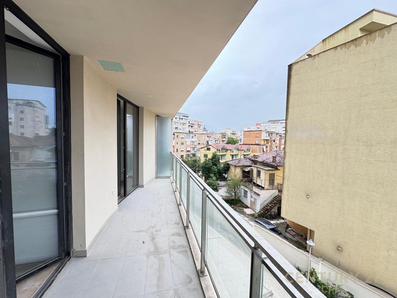 1+1 APARTMENT FOR RENT ON MINE PEZA STREET!