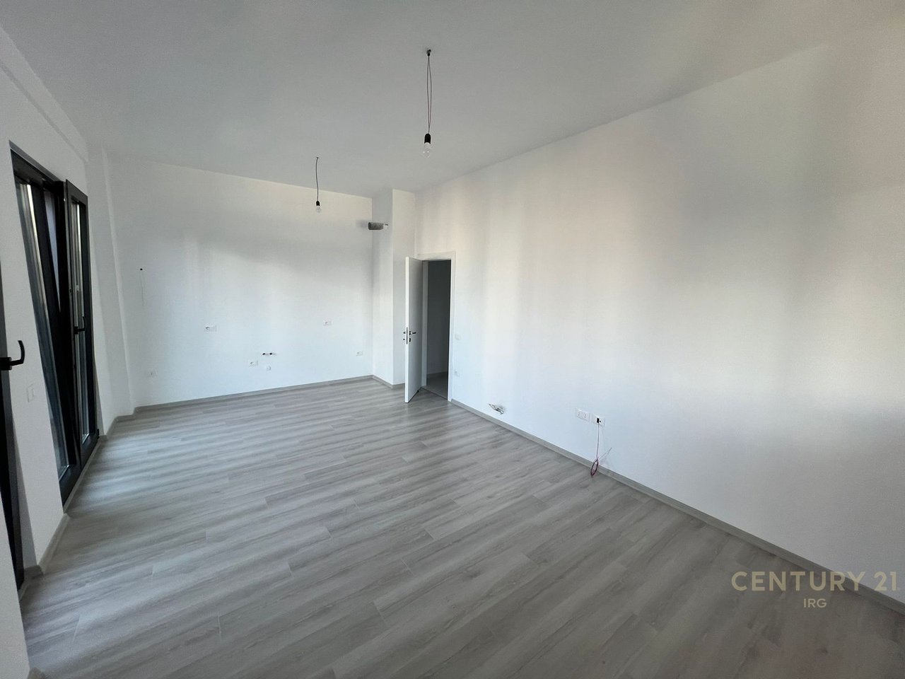 APARTAMENT 2+1+2 TEK  KOMPLEKSI ''SQUARE 21''