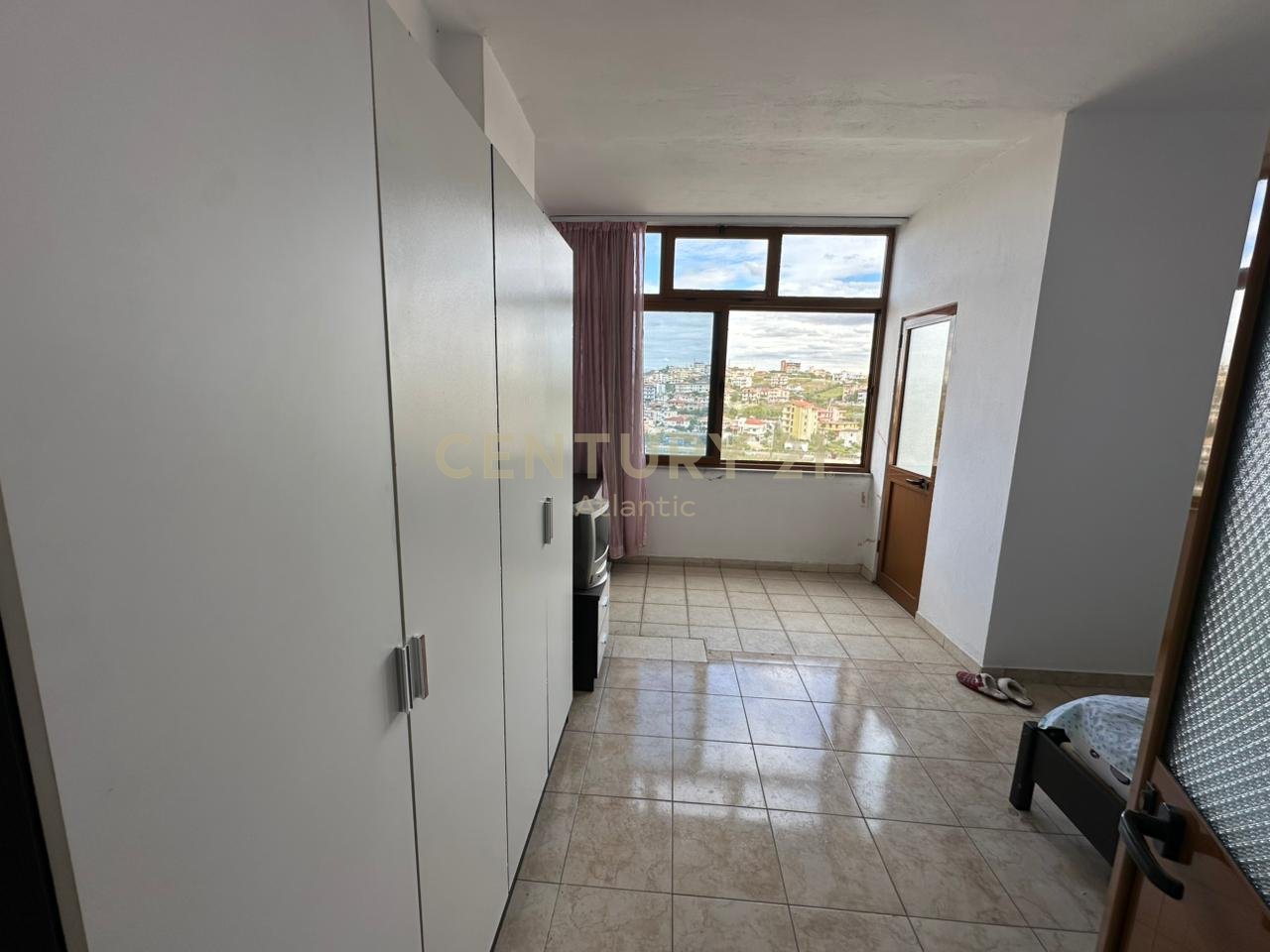 Apartament 1+1 Në Shitje në Plazh Iliria, Durrës