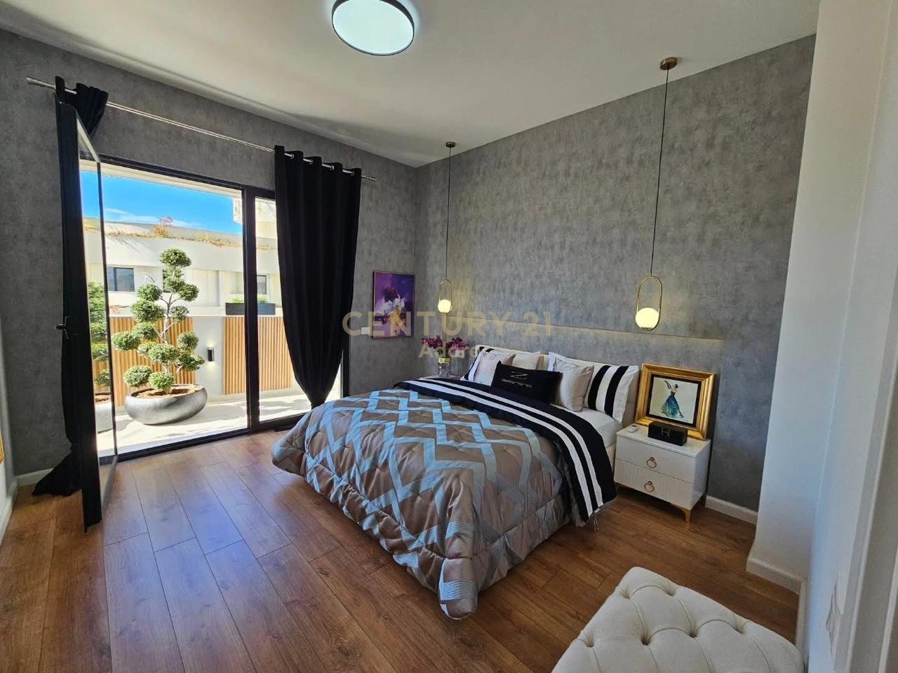 SHESIM  APARTAMENT 1+1 NE VASIL SHANTO !