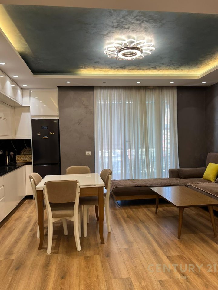 Appartamento 2+1 in affitto vicino a Ish Fusha!