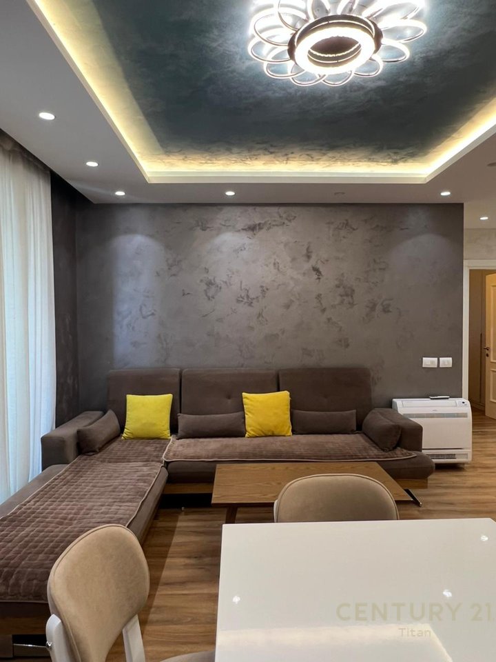 Appartamento 2+1 in affitto vicino a Ish Fusha!