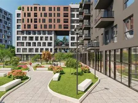 SPAZIO COMMERCIALE IN VENDITA!