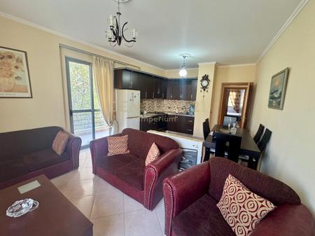 Jepet me qira Apartament 2+1+2, Misto Mame