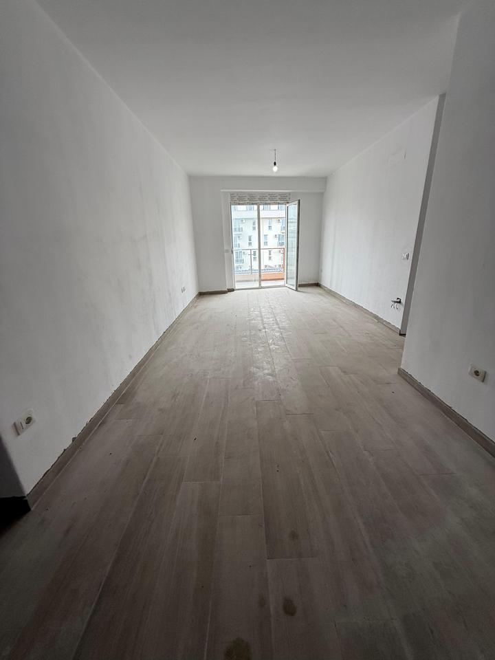 SHITET APARTAMENT 2+1 NE KUNE (SHENGJIN) VIJA E PARE ME PAMJE DETI!