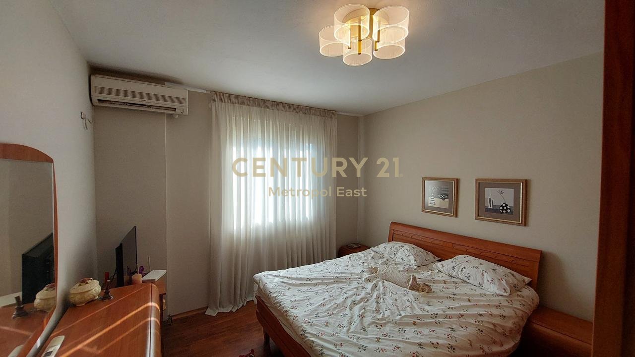 SHITET APARTAMENT 2+1 PREMIUM - Tek mali i robit