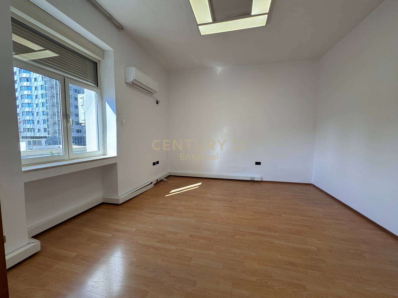 Office Spaces for Rent in the Ish-Blloku Area