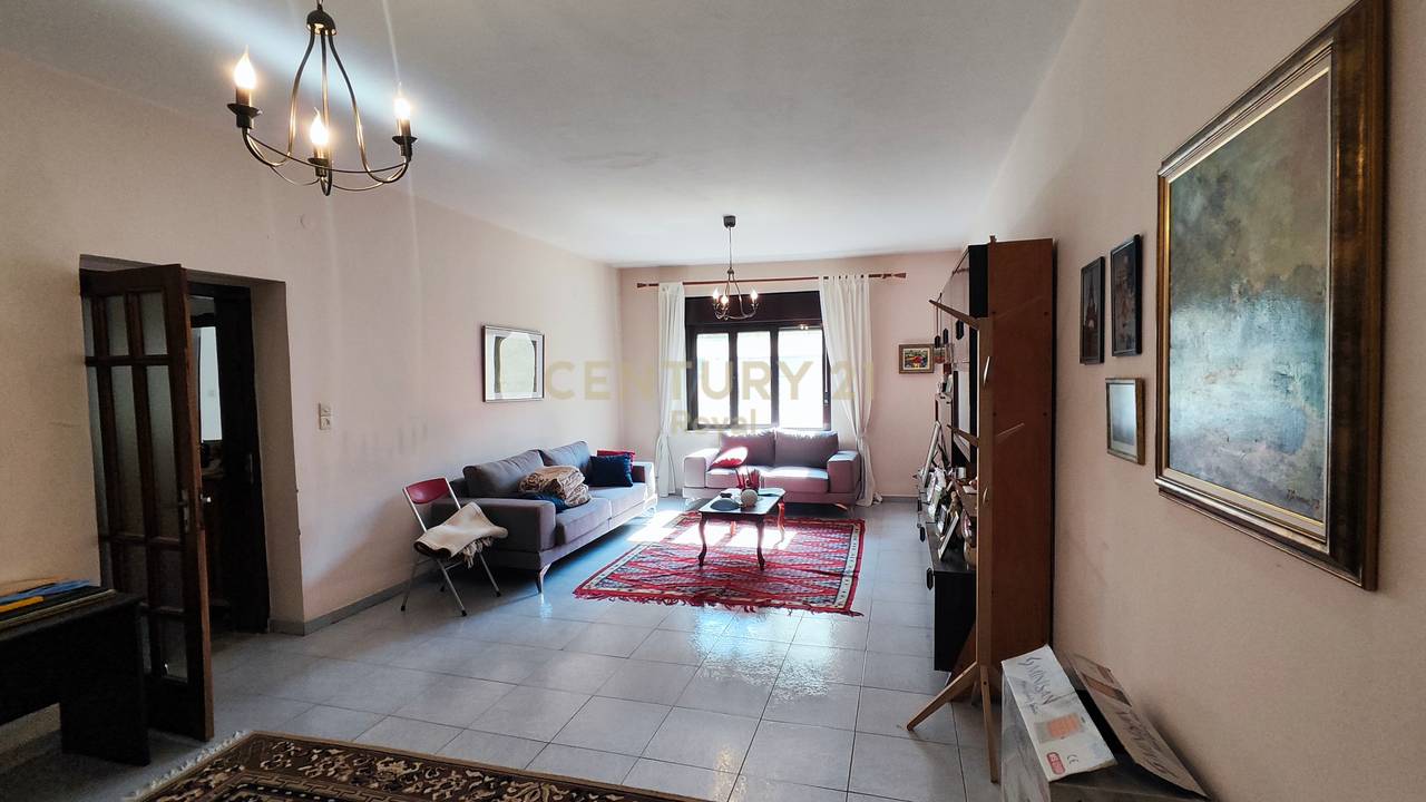 APARTMENT BUILDING 4+1+2T NEAR KAVAJË ROAD AND 21-SHIT