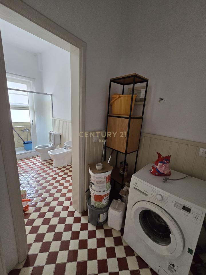 Shitet Duplex në Qendër të Durrësit !
