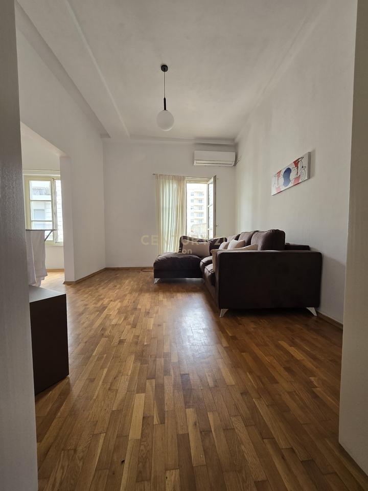 Shitet Duplex në Qendër të Durrësit !