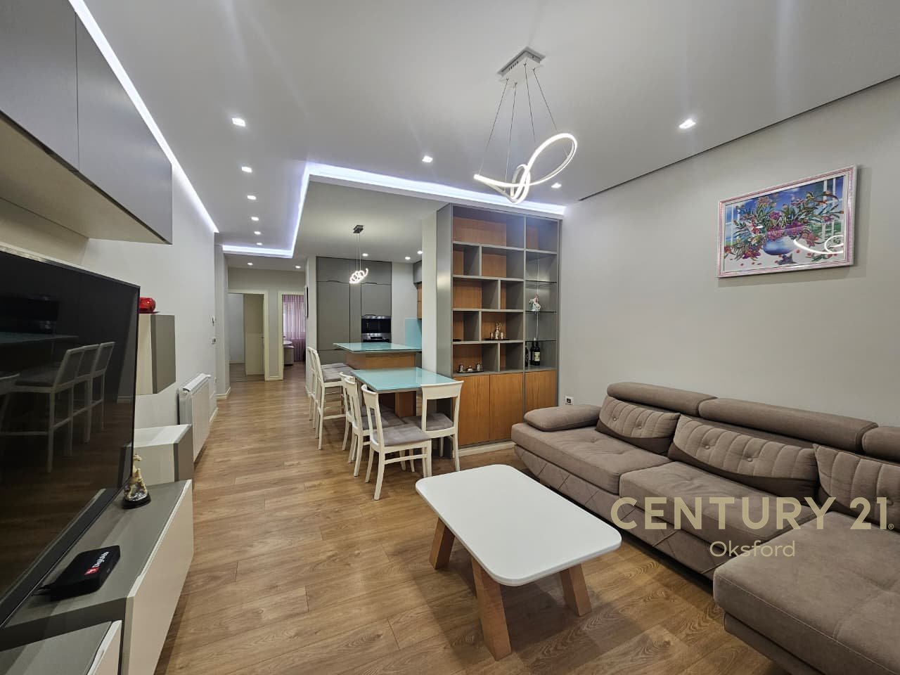 APARTAMENT 2+1 PER SHITJE TEK FRESKU (INSTITUTI FIZIKES BERTHAMORE) !