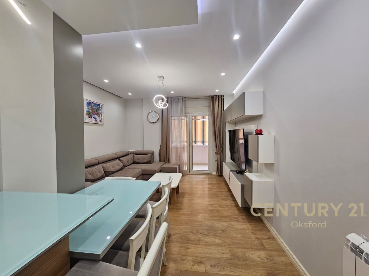 APARTAMENT 2+1 PER SHITJE TEK FRESKU (INSTITUTI FIZIKES BERTHAMORE) !