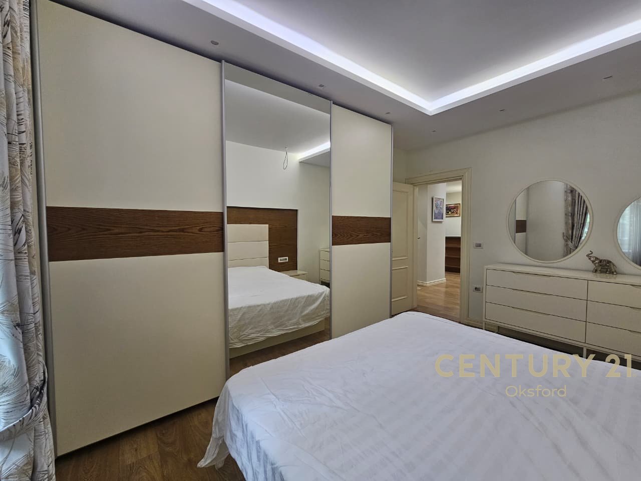 APARTAMENT 2+1 PER SHITJE TEK FRESKU (INSTITUTI FIZIKES BERTHAMORE) !