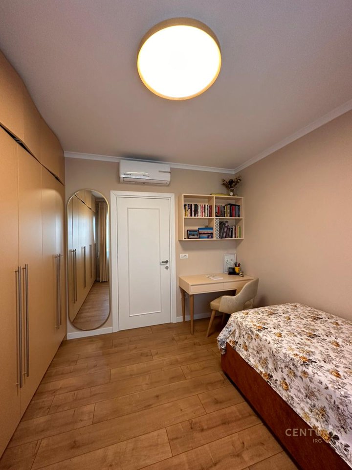 Apartament 3+1+Post Parkimi ne rrugen Jordan Misja!