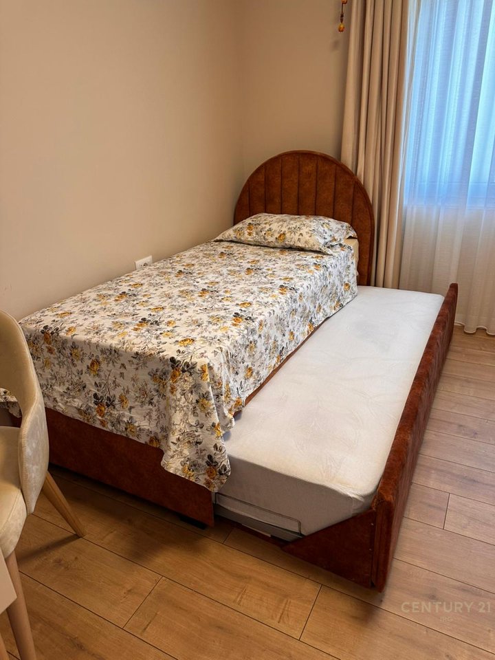 Apartament 3+1+Post Parkimi ne rrugen Jordan Misja!