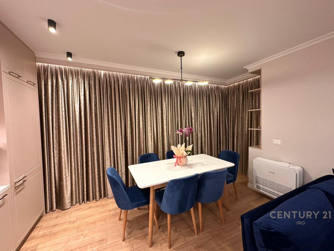 Apartament 3+1+Post Parkimi ne rrugen Jordan Misja!