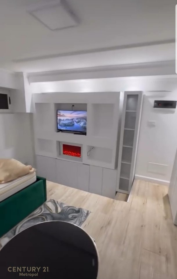 Duplex Apartment 2+2 For Rent in Bllok Tirana - 600€