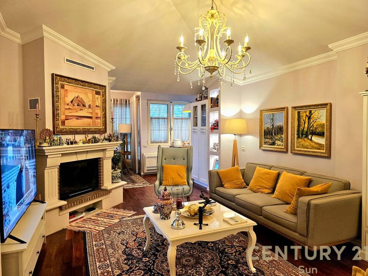 PENTHOUSE FOR SALE NEAR THE DRY LAKE.